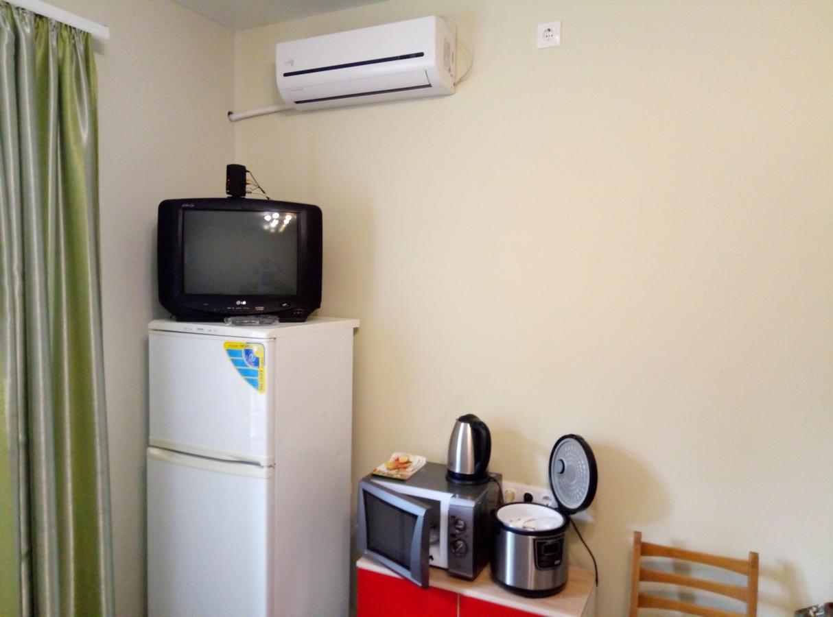 Hotel Звёздный à Odessa Extérieur photo