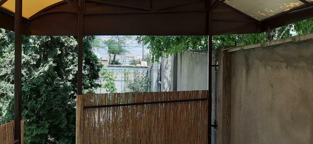 Hotel Звёздный à Odessa Extérieur photo